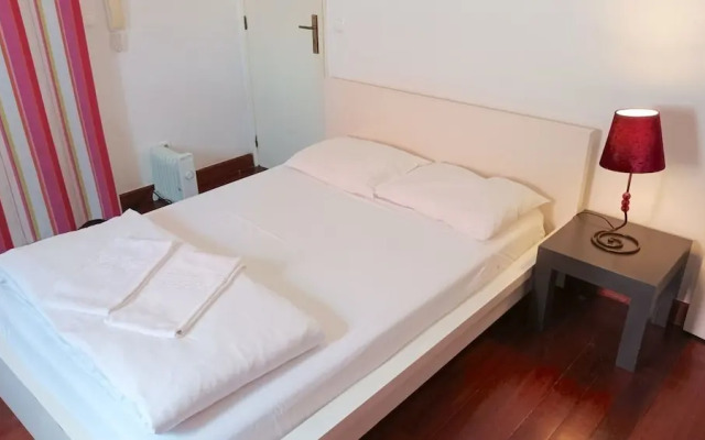 Charming 2 Bedroom Apartment in City Centre Lisboa