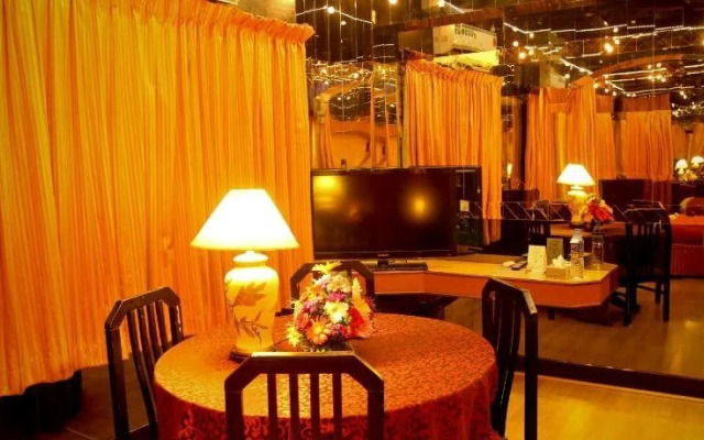 Hotel Yasodha Towers