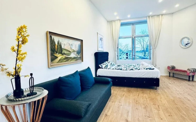 Spacious 3BR Near Kaufpark Alterlaa