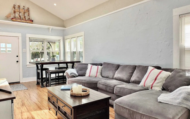 Park Avenue Beach Paradise Chic & Secluded 4 BDR