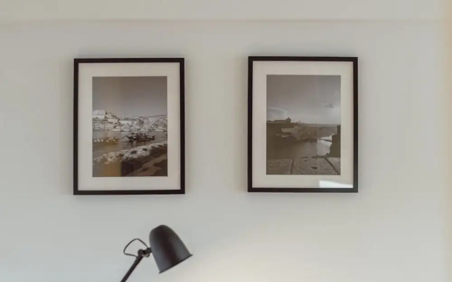 Legacy Oporto Design Apartment E by Vacationy