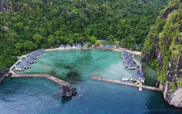 Lagen Island Resort