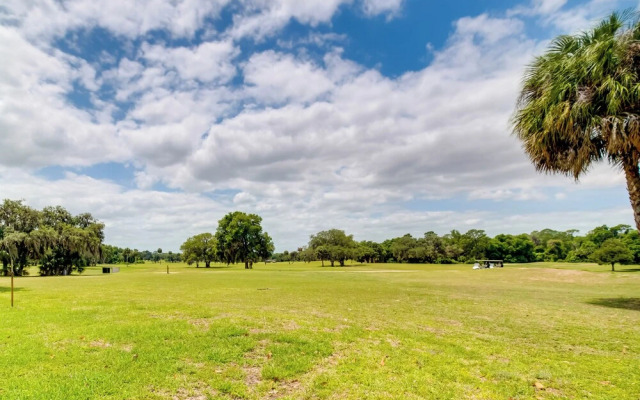 Walk to Lake: Geataway w/ Yard in Inverness