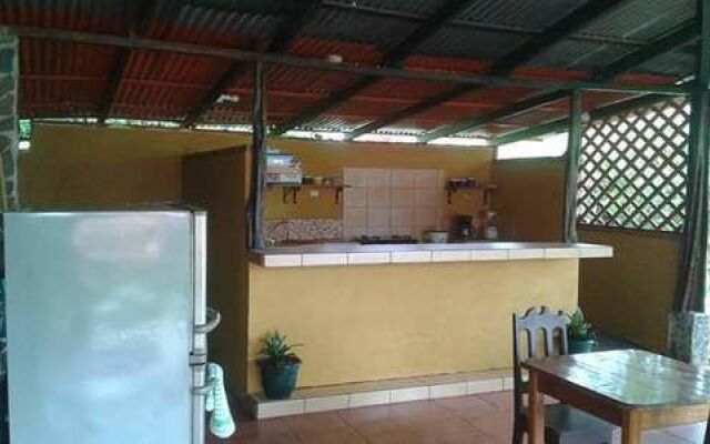Cabinas Pura Vida Bed & Breakfast