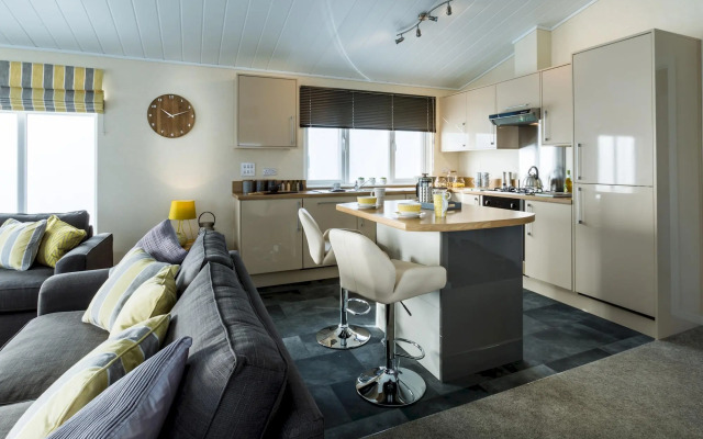 Three Bedroom Lodge 2