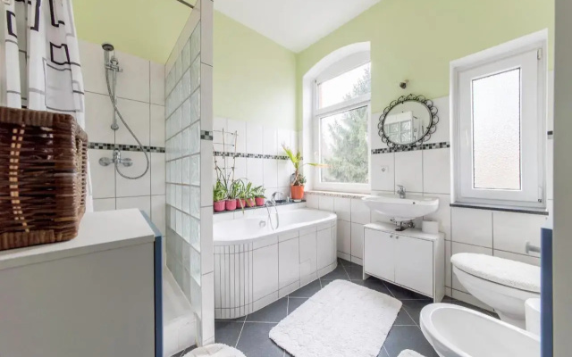 2 Private Twin Rooms, 4 Persons (6606)