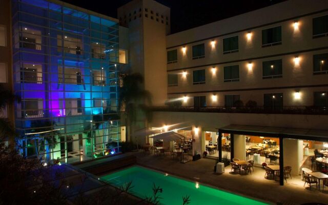 Radisson Poliforum Plaza Hotel Leon