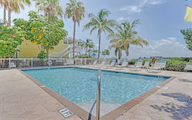 Tradewinds Beach Resort