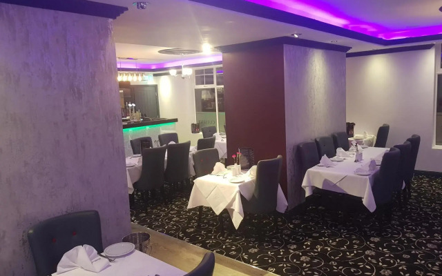 Ascot Grange Hotel - Voujon Restaurant