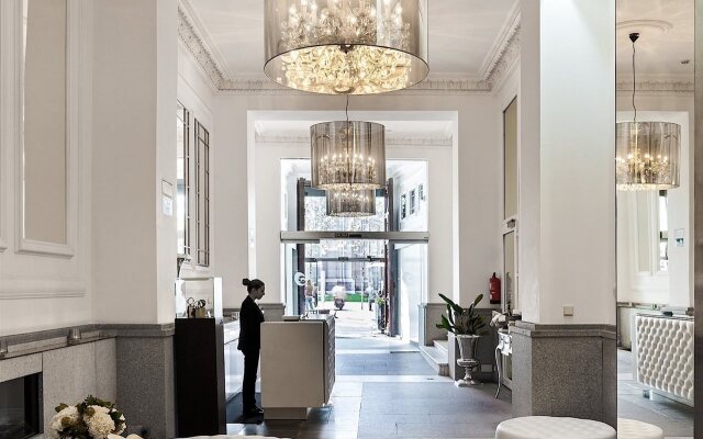 Hospes Puerta de Alcalá, a Member of Design Hotels