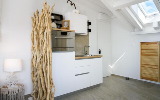 Gallery Luxury Suites & Rooms-Only Adults