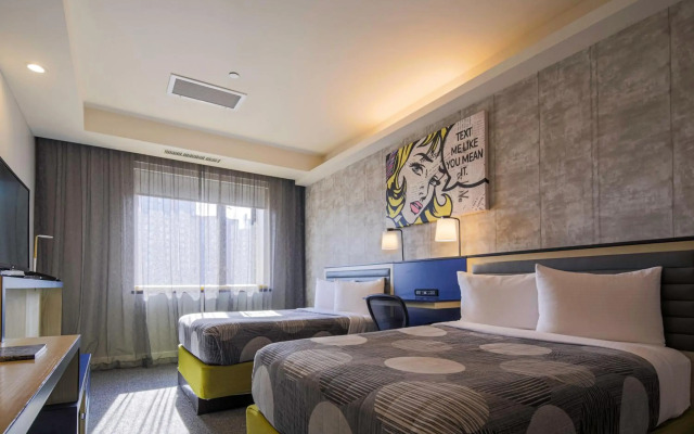 Leon Hotel LES