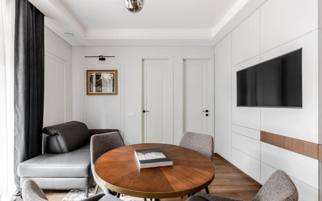 Luxurious Apartment in Vilnius Old Town by Reside Baltic