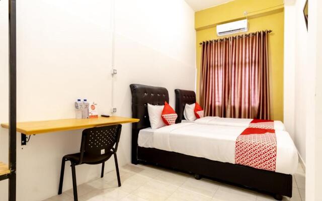 OYO 1400 Barat Residence Syariah