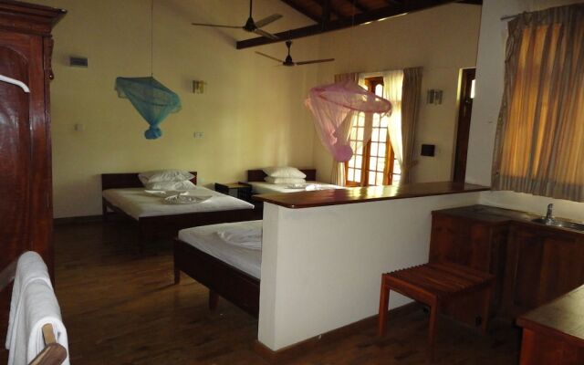 Tikiri Villa Eco Resort