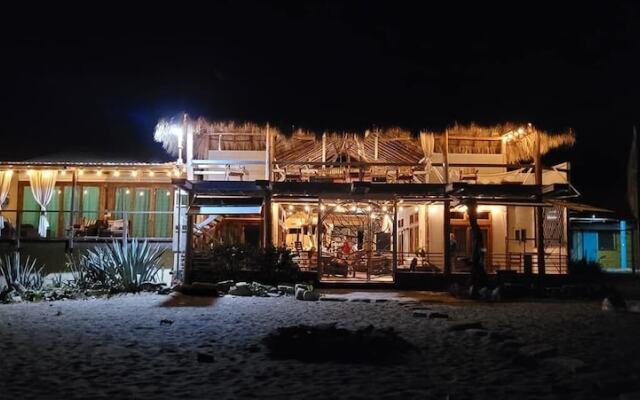 Casa Sirena Surf Lodge