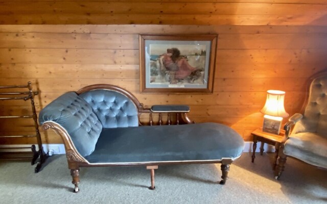 Poet's Cottage Stanley