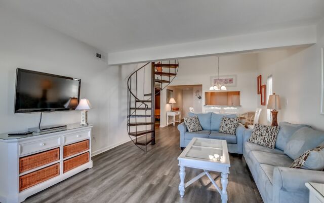 Anchorage I C14 by RedAwning