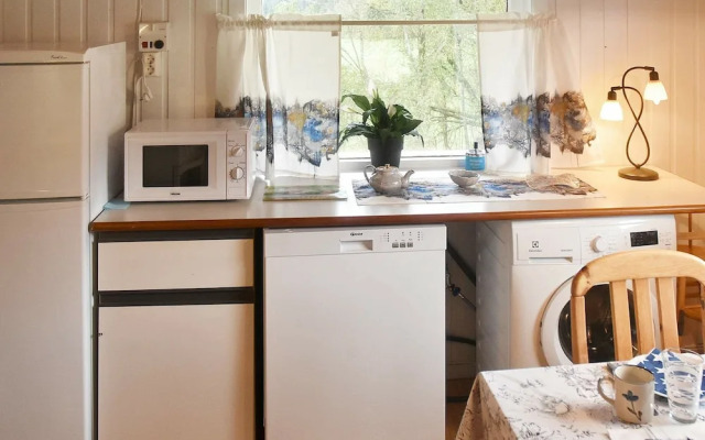 6 Person Holiday Home in Sæbø