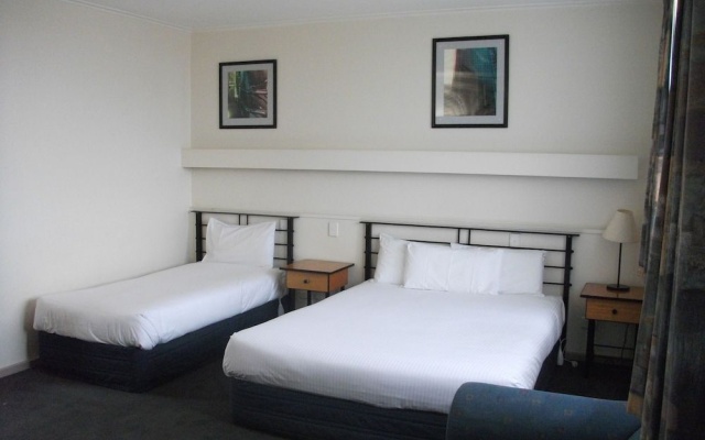 Overlander Hotel Shepparton – Guest Rooms – Shepparton