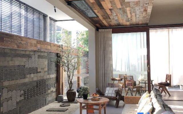Mubai Homestay (Lingling Ancient City Branch)