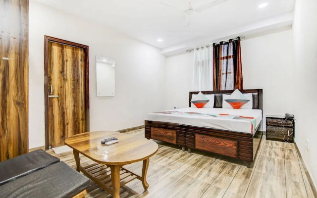 Hotel 3 Bros by Fabhotels