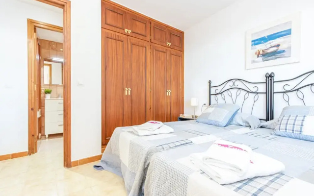 1 Bedroom Apartment Near Nova Beach