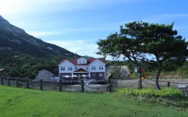 Memedee Manor Homestay