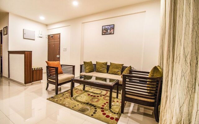 FabHotel Oakwoods Serai