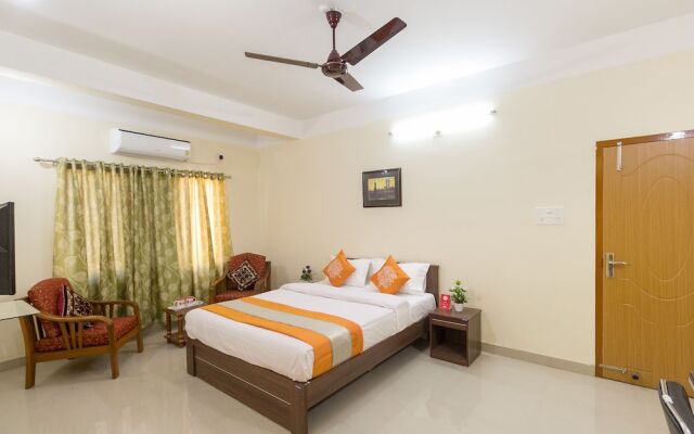 OYO 8209 Home Stay Down Town