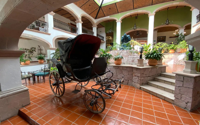 Hotel Casa Grande y Centro de Negocios