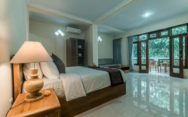Vaneka Garden House