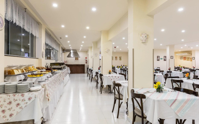 Bogari Hotel