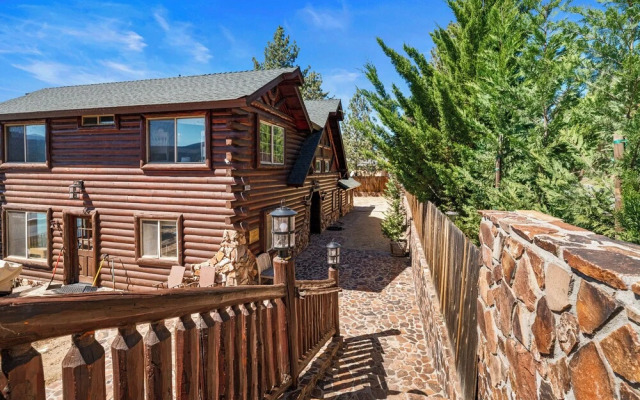 Northern Exposure Lakefront