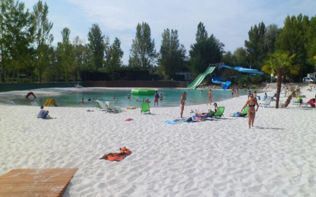 Camping Le Plan d'Eau Saint Charles