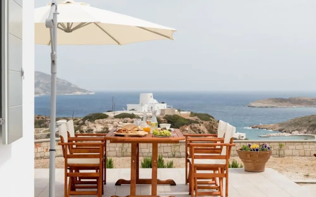 Irene Kimolos Villas