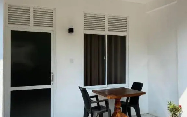 senarathna guest house