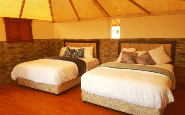 Safari Dunes Camp