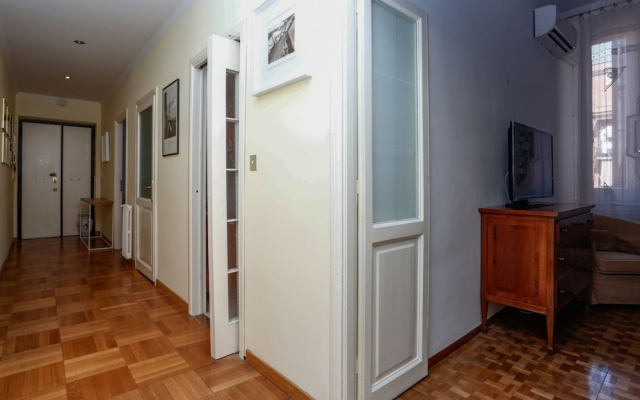 Wonder Vatican Family