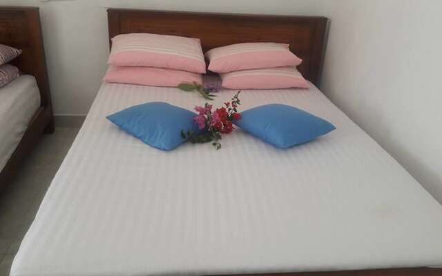 Yoho Pollena Sea View Rest