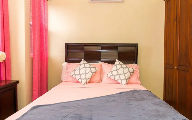 Kingston Modern Duplex Apartment