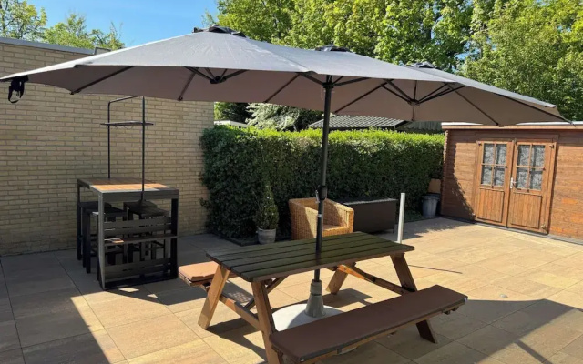 Bungalow Near Sint Maartenszee Beach