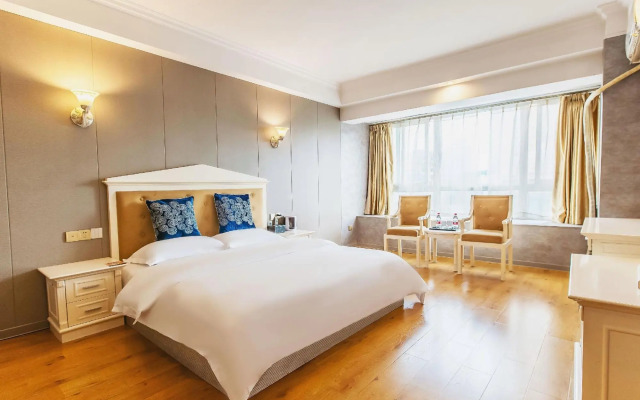 Chongqing Yaju Apartment