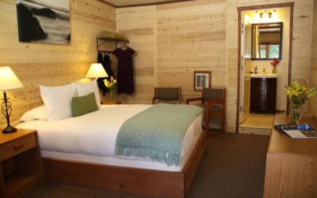 Big Sur River Inn