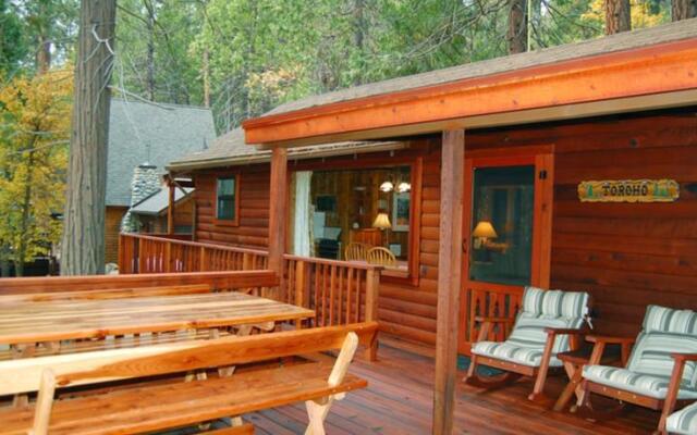 RedAwning Cabin #8 Nugents Nest