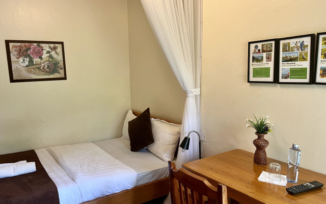 Sunset Hotel Entebbe