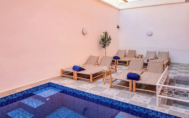 Riad Élégant et Convivial, Piscine Chauffée & Spa, Familles & Couples
