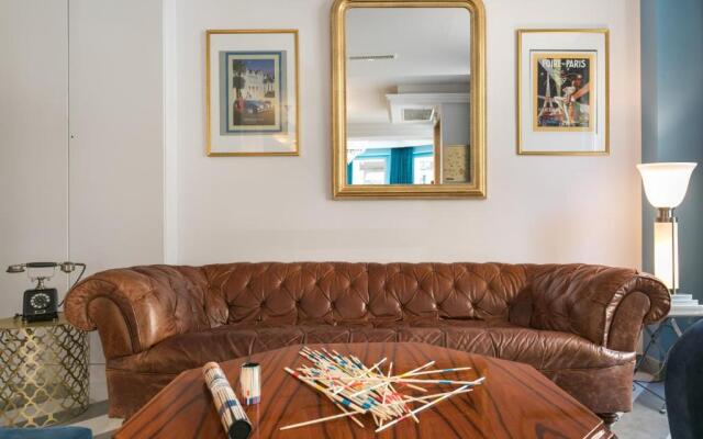 The Jay Hotel by HappyCulture