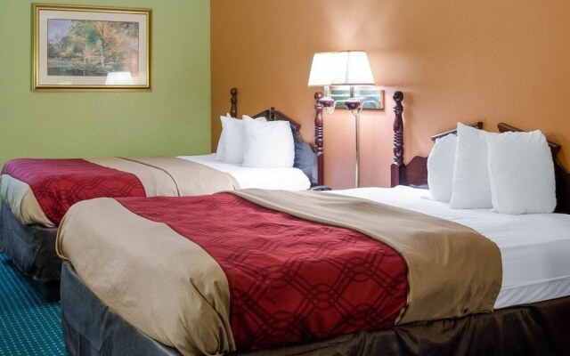 Econo Lodge Canton I-55