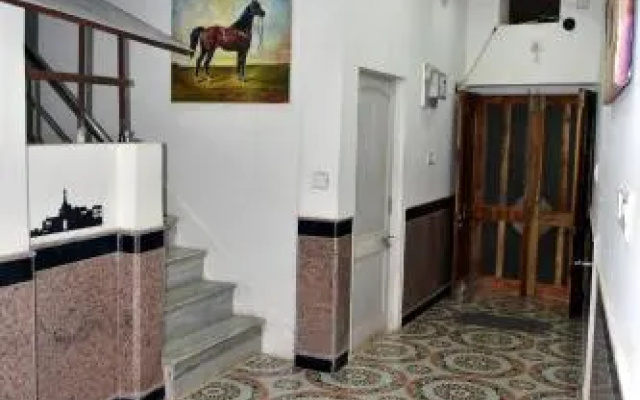 S. K. Guest House (A Complete Home Stay)